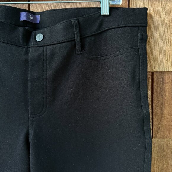 NWOT NYDJ Bold Black Ponte Knit Straight Leg Stretch Trouser in Women's 16 - Picture 5 of 10